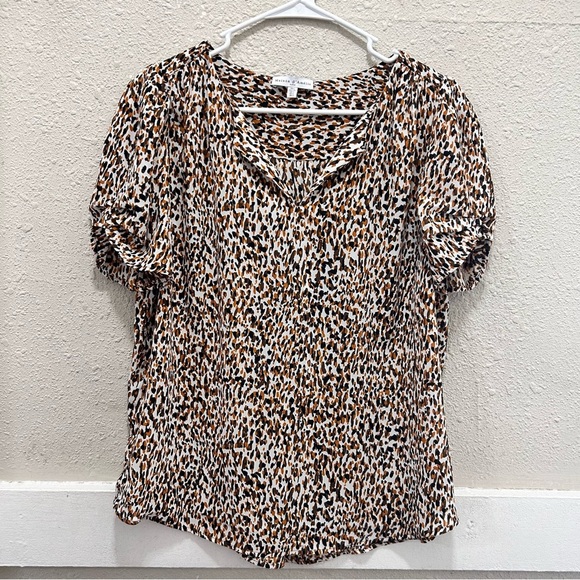 Maison d'Amelie Brown and Black Printed V-Neck Blouse Large - Picture 1 of 6